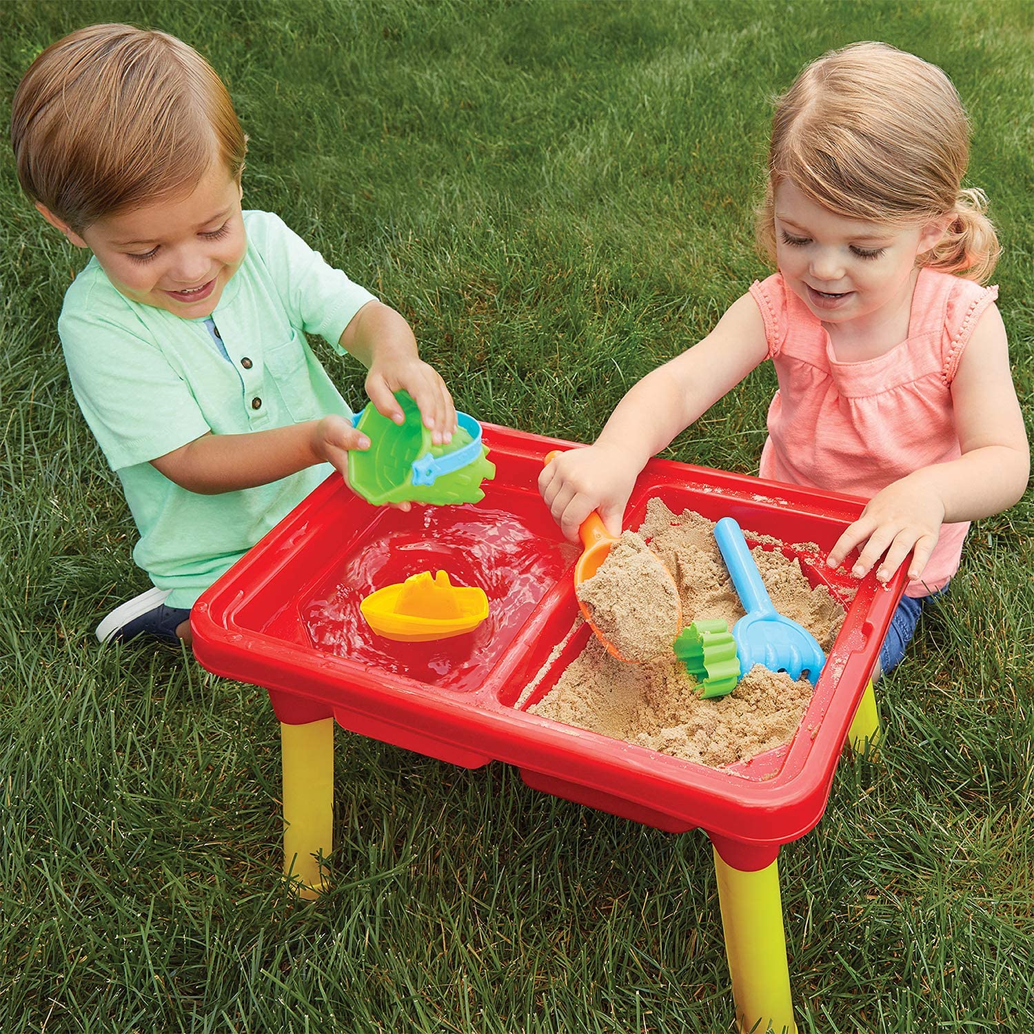Kidoozie Sand n Splash Activity Table with Storage and Lid